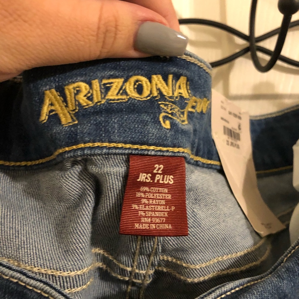 Jeans - Picture 3 of 3